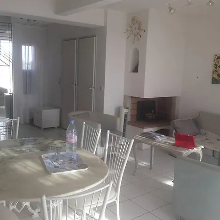 Superbe Duplex Avec Terrasses, Piscine Et Garage شقة