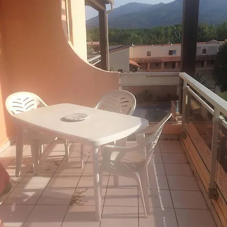Superbe Duplex Avec Terrasses, Piscine Et Garage *